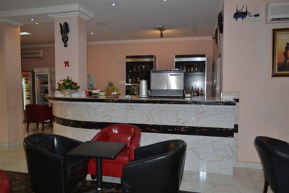 Hotel Mansel Yaoundé Exterior foto
