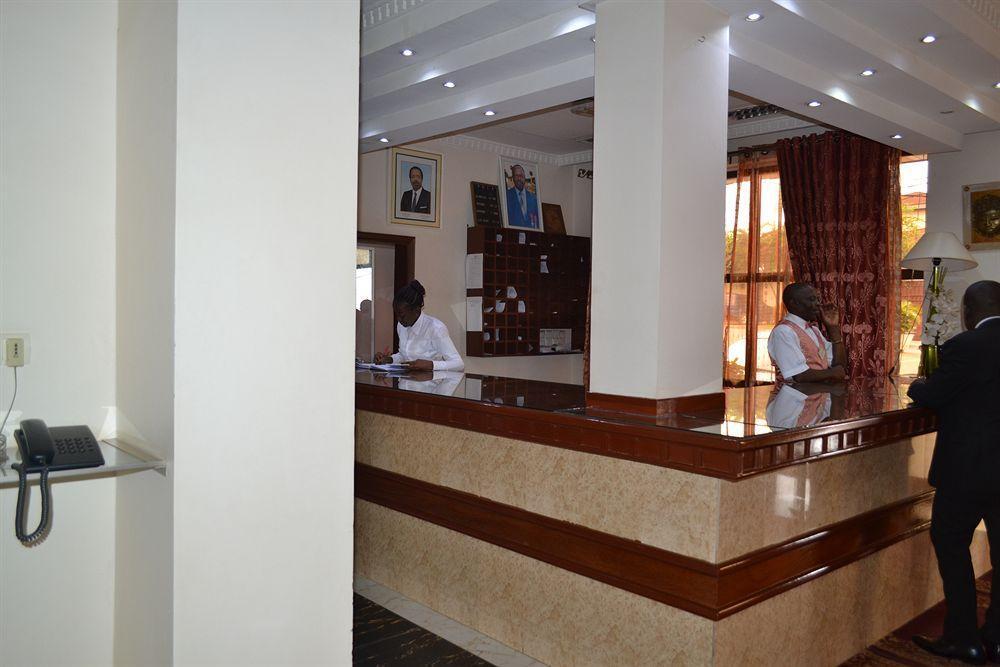 Hotel Mansel Yaoundé Exterior foto