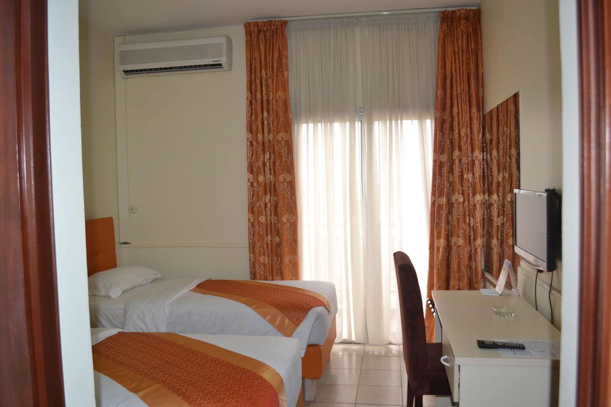 Hotel Mansel Yaoundé Exterior foto
