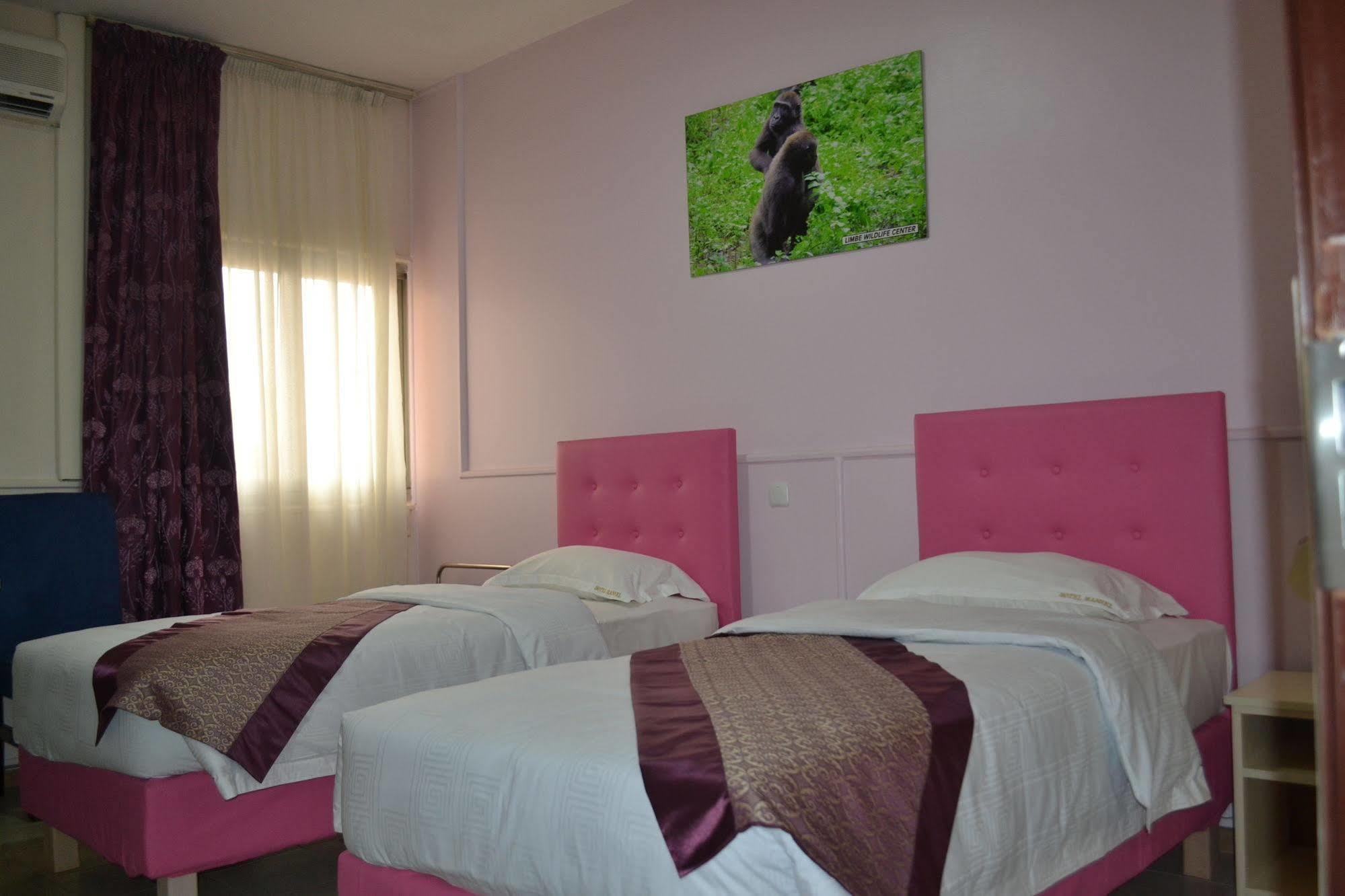 Hotel Mansel Yaoundé Exterior foto